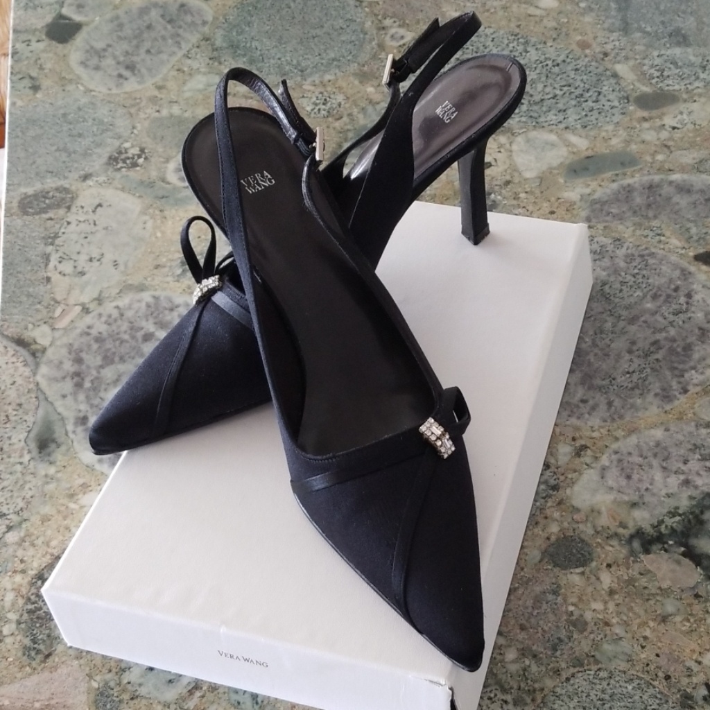 Like New Vera Wang Black Satin With Crystals